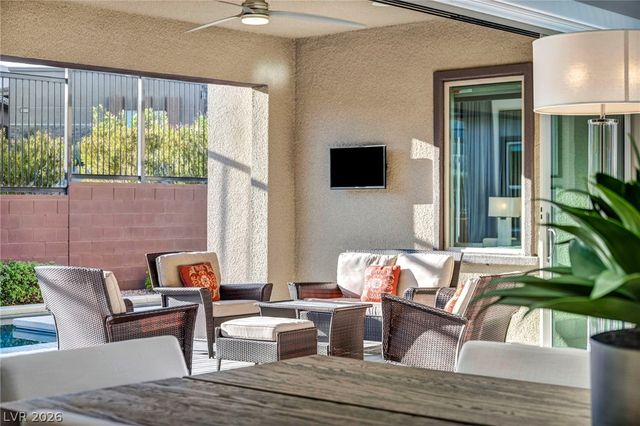 6675 DESERT CRIMSON Street, Las Vegas, NV 89148