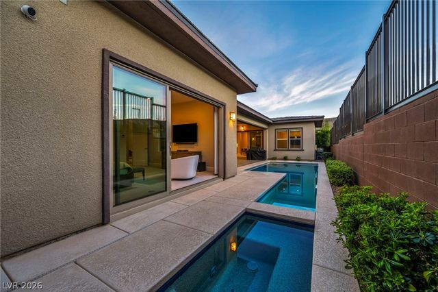 6675 DESERT CRIMSON Street, Las Vegas, NV 89148