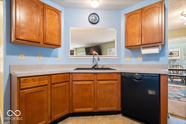 10551 Dark Star Drive, Indianapolis, IN 46234