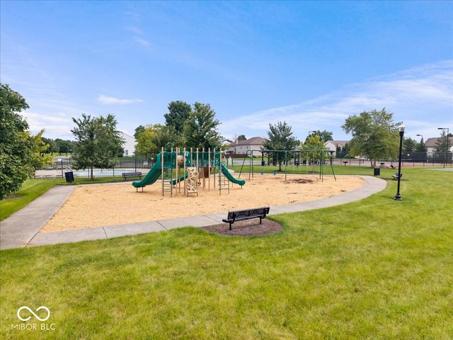 10551 Dark Star Drive, Indianapolis, IN 46234