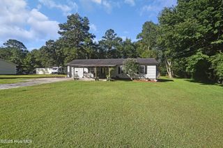 412 Dixon Road, New Bern, NC 28560