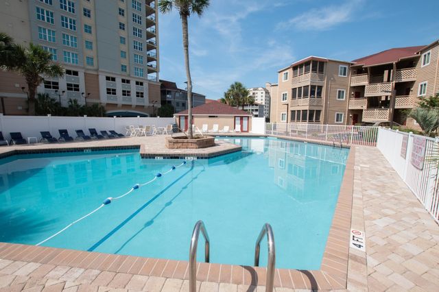 609 Hillside Dr. S E5, North Myrtle Beach, SC 29582