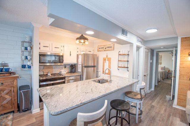 609 Hillside Dr. S E5, North Myrtle Beach, SC 29582