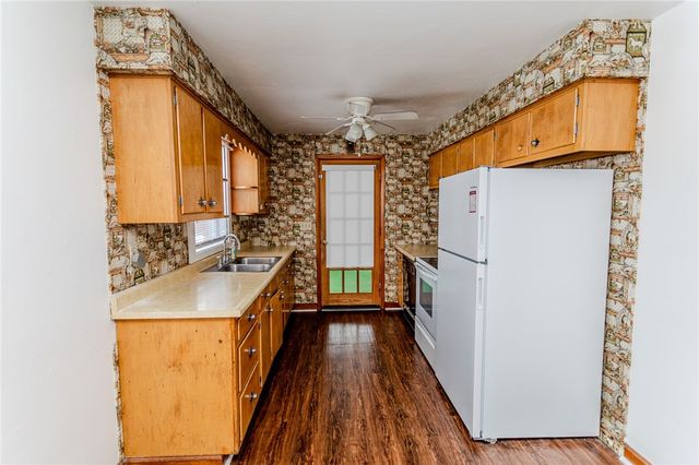 1155 University Dr, Dunbar Twp, PA 15431