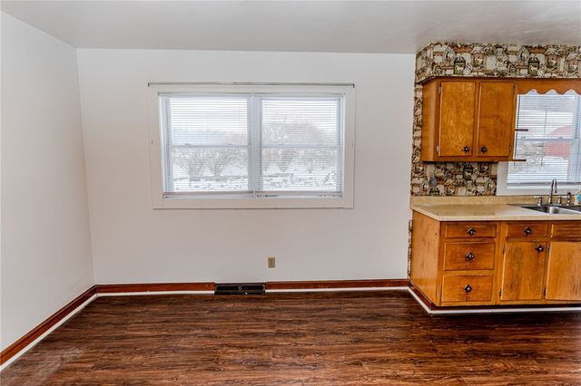 1155 University Dr, Dunbar Twp, PA 15431