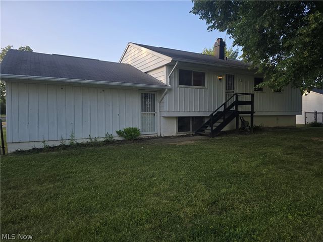 23580 Comstock Road, Bedford Heights, OH 44146