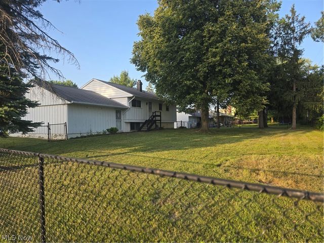 23580 Comstock Road, Bedford Heights, OH 44146