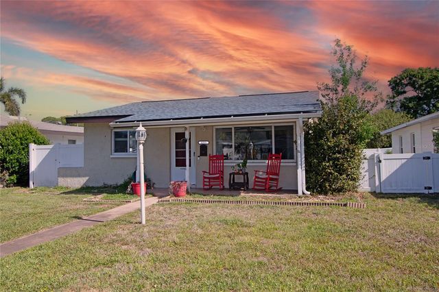 5335 8TH AVENUE N, St Petersburg, FL 33710