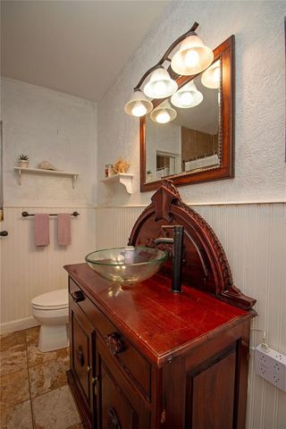 5335 8TH AVENUE N, St Petersburg, FL 33710