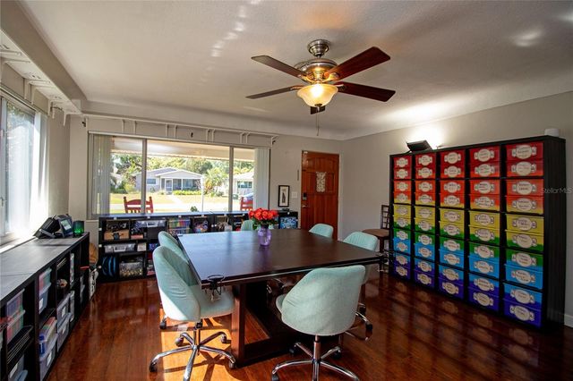 5335 8TH AVENUE N, St Petersburg, FL 33710