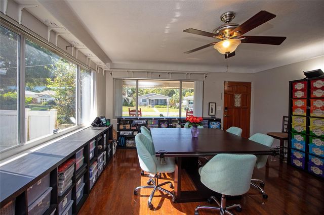 5335 8TH AVENUE N, St Petersburg, FL 33710