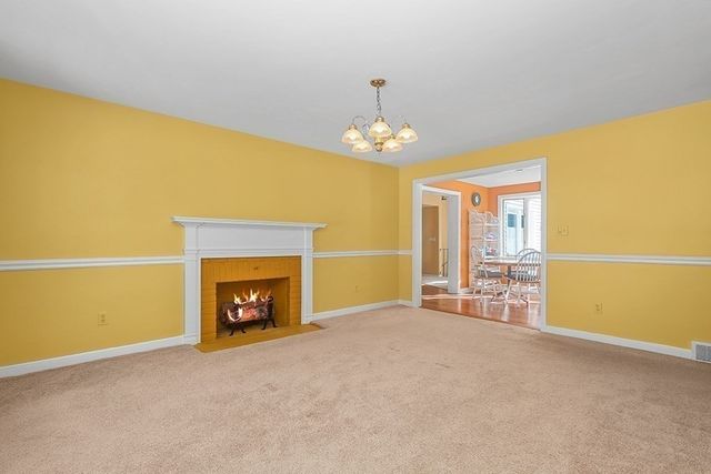 120 Beach St, Foxboro, MA 02035