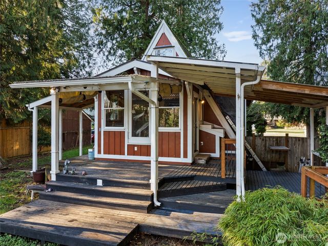 9512 210th Avenue E, Bonney Lake, WA 98391