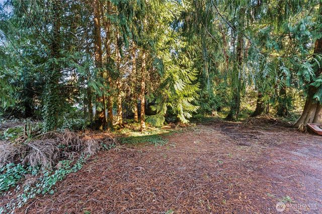 9512 210th Avenue E, Bonney Lake, WA 98391