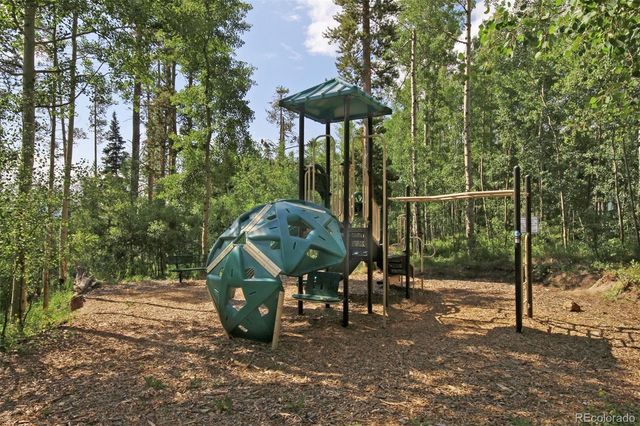 4200 Lodge Pole Circle 302, Silverthorne, CO 80498