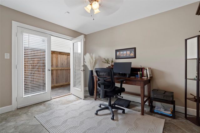 650 Westcross Street 12, Houston, TX 77018