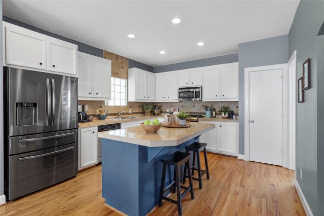 650 Westcross Street 12, Houston, TX 77018