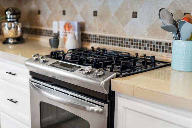 650 Westcross Street 12, Houston, TX 77018