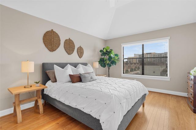 650 Westcross Street 12, Houston, TX 77018