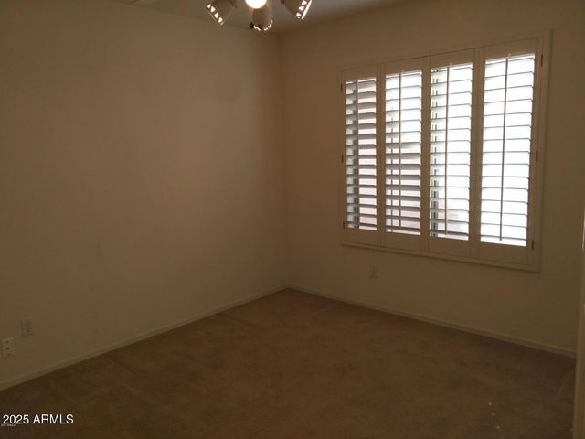 1924 W Mockingbird Drive, Chandler, AZ 85286