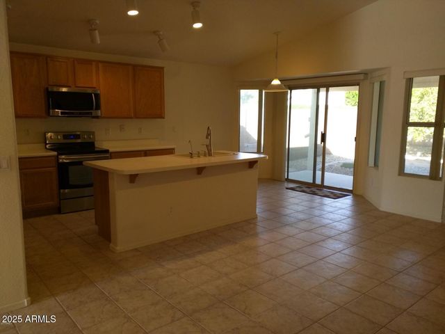 1924 W Mockingbird Drive, Chandler, AZ 85286