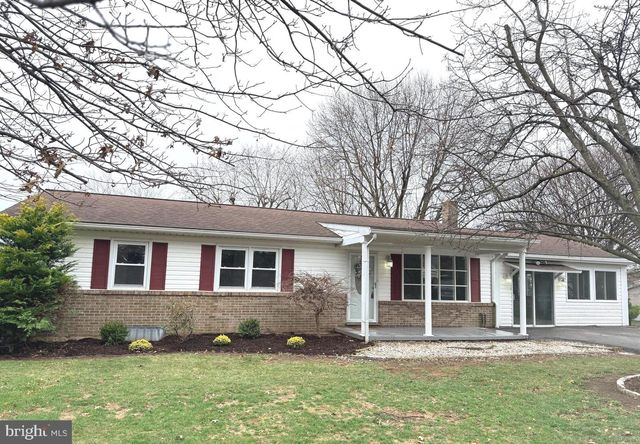 1370 3RD AVENUE, Chambersburg, PA 17201