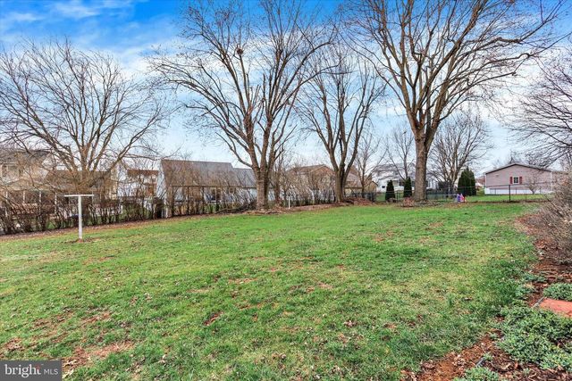 1370 3RD AVENUE, Chambersburg, PA 17201