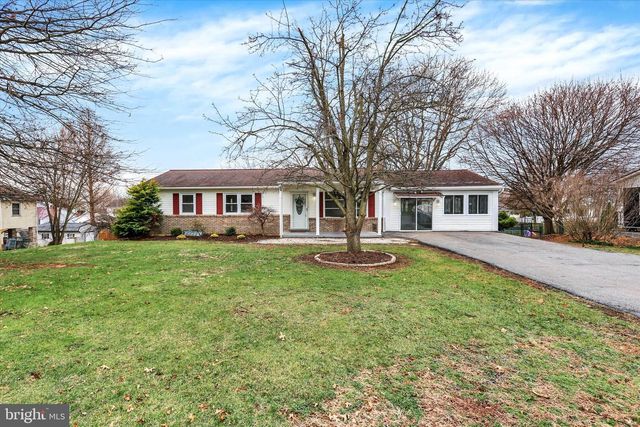 1370 3RD AVENUE, Chambersburg, PA 17201