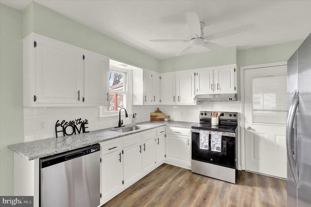 1370 3RD AVENUE, Chambersburg, PA 17201