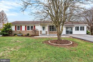 1370 3RD AVENUE, Chambersburg, PA 17201