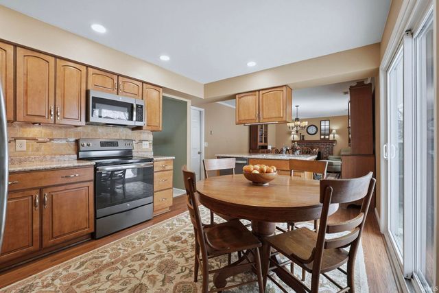 107 Mcintyre Drive, Auburn, IN 46706