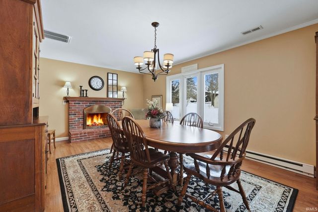 107 Mcintyre Drive, Auburn, IN 46706