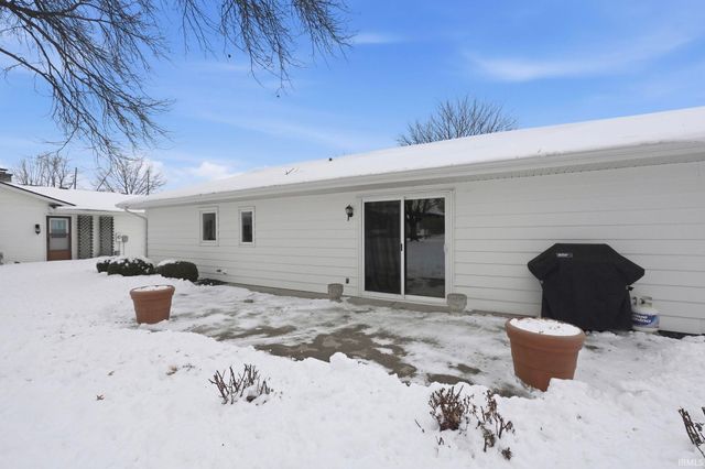 107 Mcintyre Drive, Auburn, IN 46706