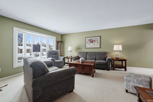 107 Mcintyre Drive, Auburn, IN 46706