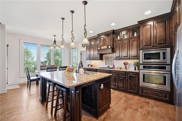 9314 W 163RD Terrace, Overland Park, KS 66085
