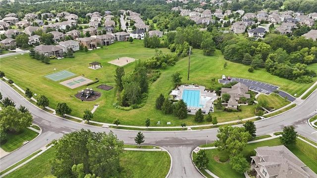9314 W 163RD Terrace, Overland Park, KS 66085