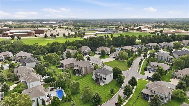 9314 W 163RD Terrace, Overland Park, KS 66085