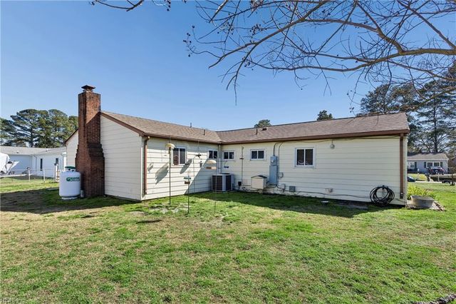 2824 Country Club DR, Suffolk, VA 23435