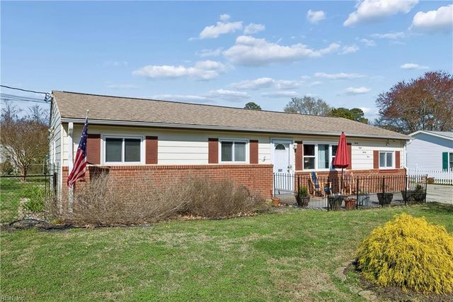 2824 Country Club DR, Suffolk, VA 23435