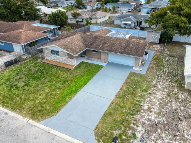 10320 HONEYSUCKLE LANE, Port Richey, FL 34668
