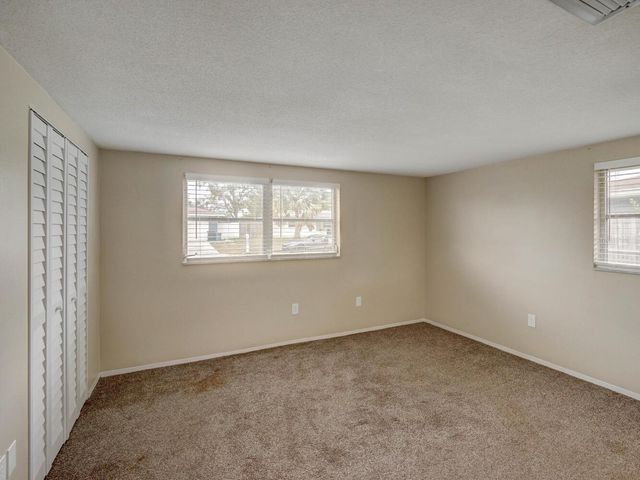 10320 HONEYSUCKLE LANE, Port Richey, FL 34668