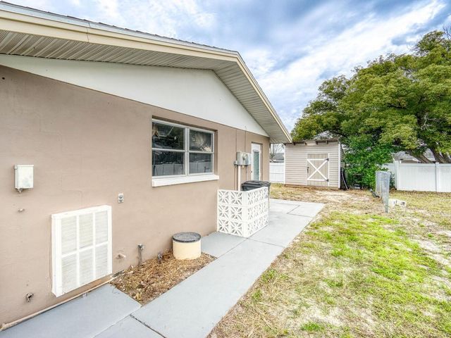 10320 HONEYSUCKLE LANE, Port Richey, FL 34668