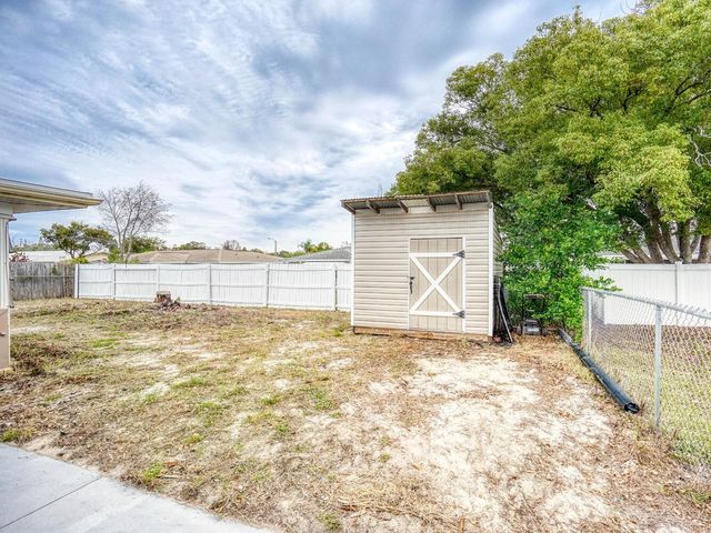 10320 HONEYSUCKLE LANE, Port Richey, FL 34668