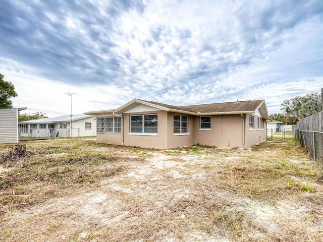 10320 HONEYSUCKLE LANE, Port Richey, FL 34668