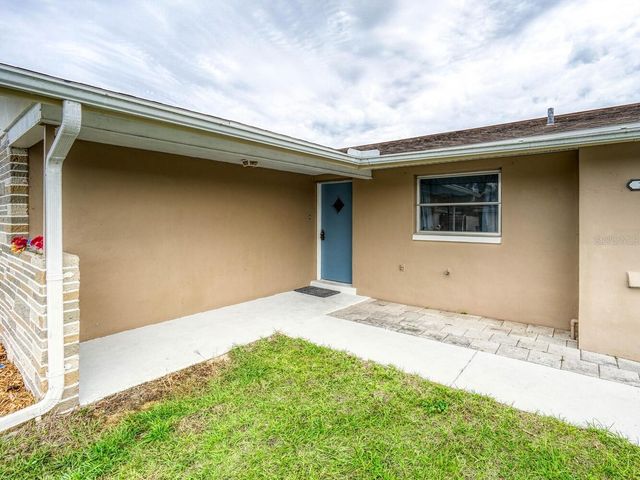 10320 HONEYSUCKLE LANE, Port Richey, FL 34668