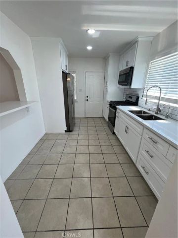 9441 Beverly Street, Bellflower, CA 90706