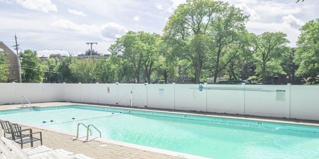 50 Green St 207, Brookline, MA 02446