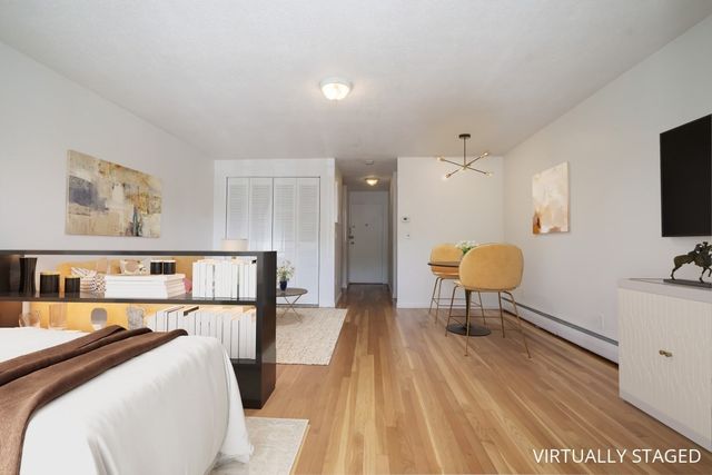 50 Green St 207, Brookline, MA 02446
