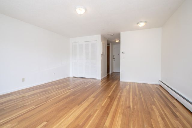50 Green St 207, Brookline, MA 02446