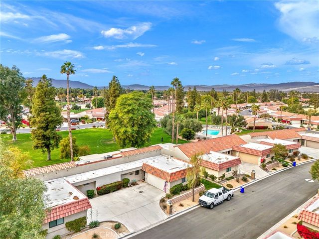 40963 Interlachen Lane, Palm Desert, CA 92211